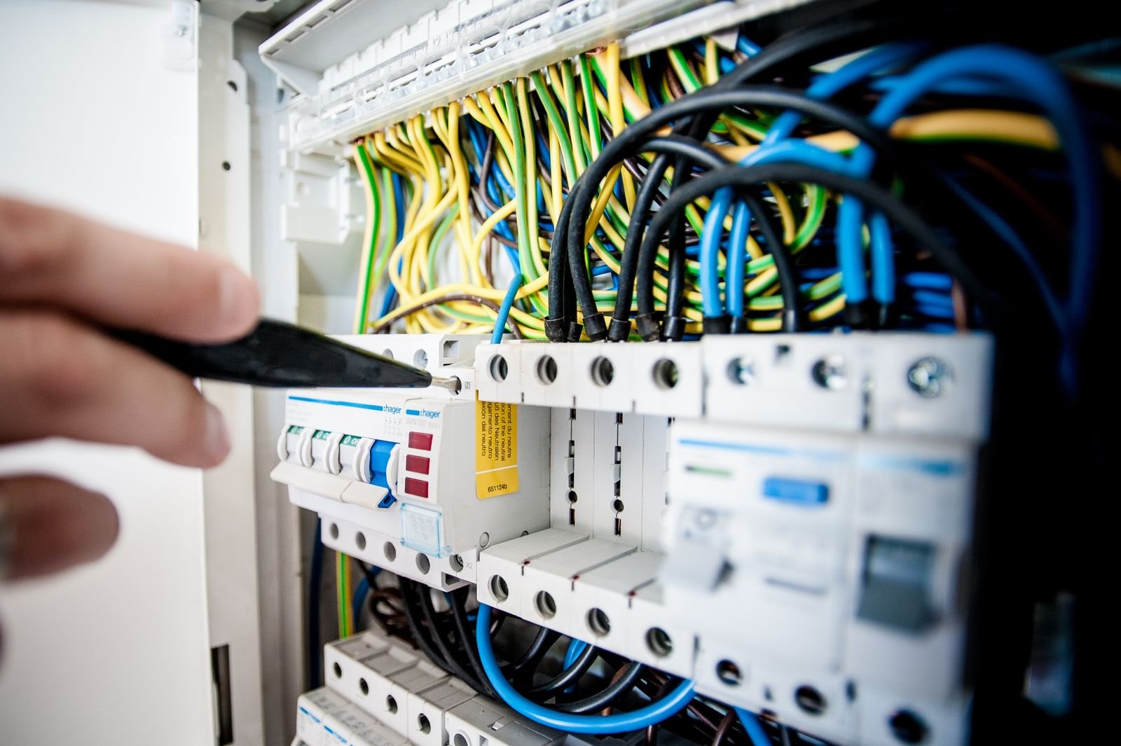Job Quote Calculator for Electricians: A Panel Upgrade Worked Example Job Quote Calculator for Electricians: A Panel Upgrade Worked Example